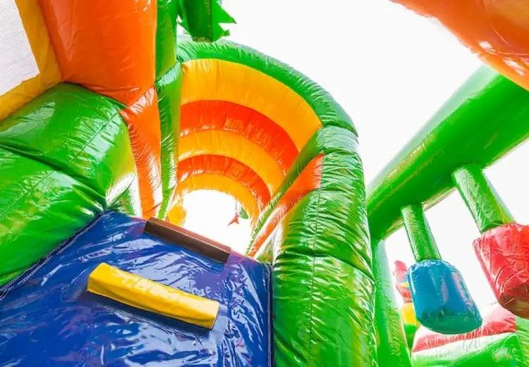 Springkussen Huren | Safari |  5,5 m x 5,0 m x 3,7 m | Geschikt Voor 12 Personen - Jump Express